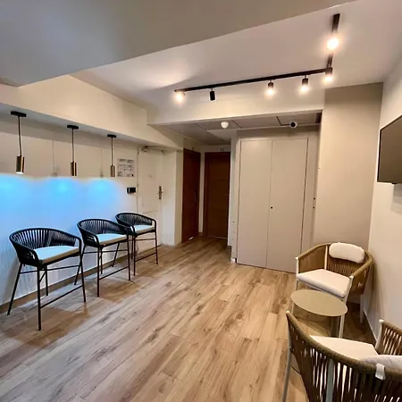 Latic Rooms-2